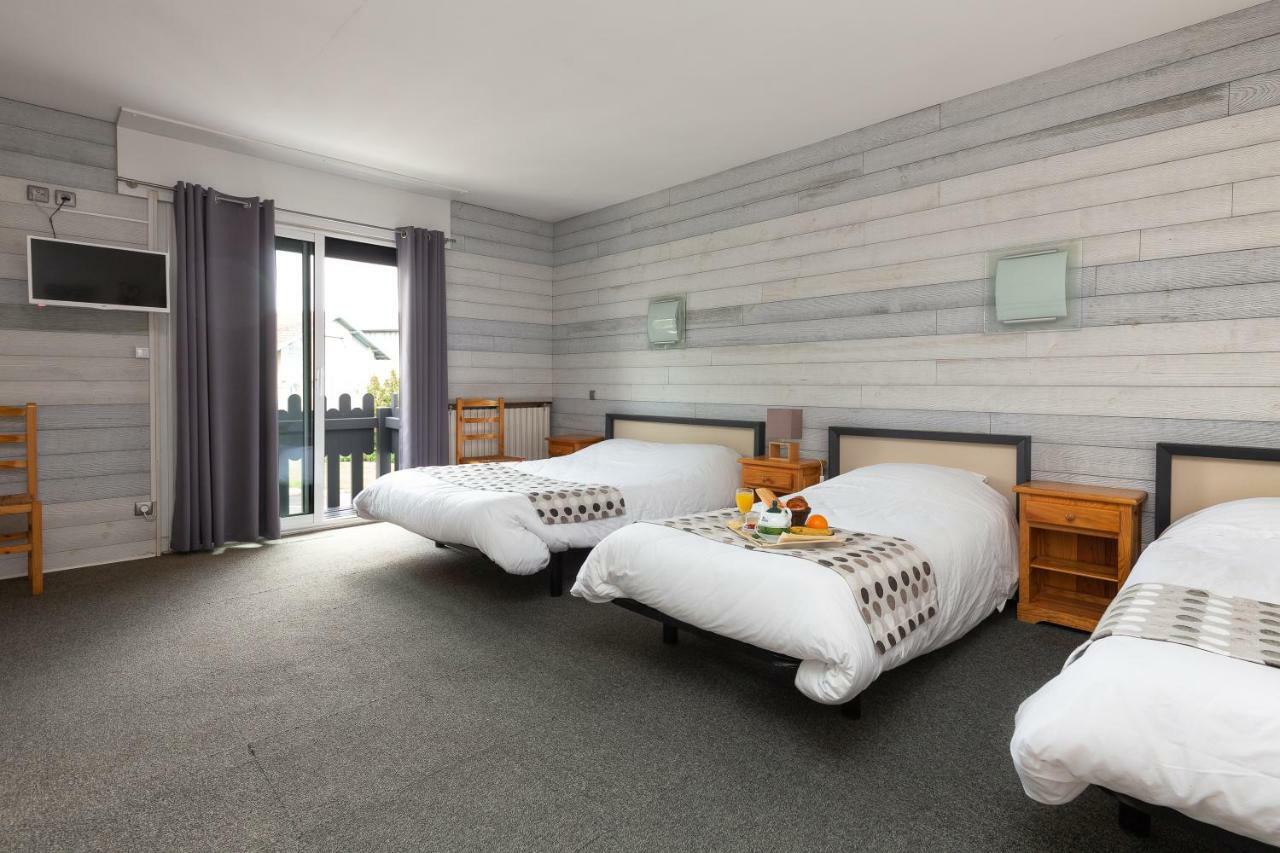 Logis Le Rond Point Hotel